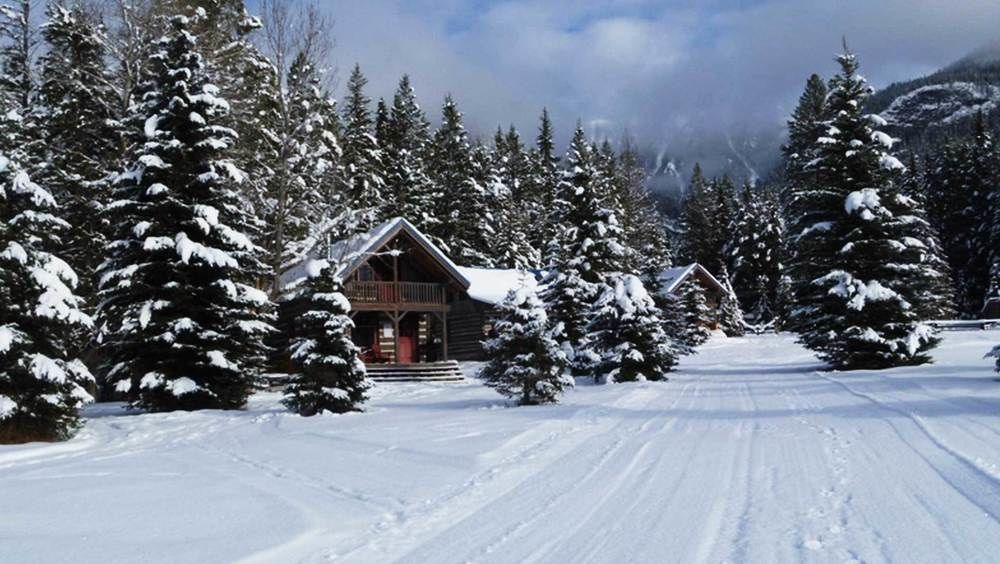 Nipika Mountain Resort Radium Hot Springs Esterno foto